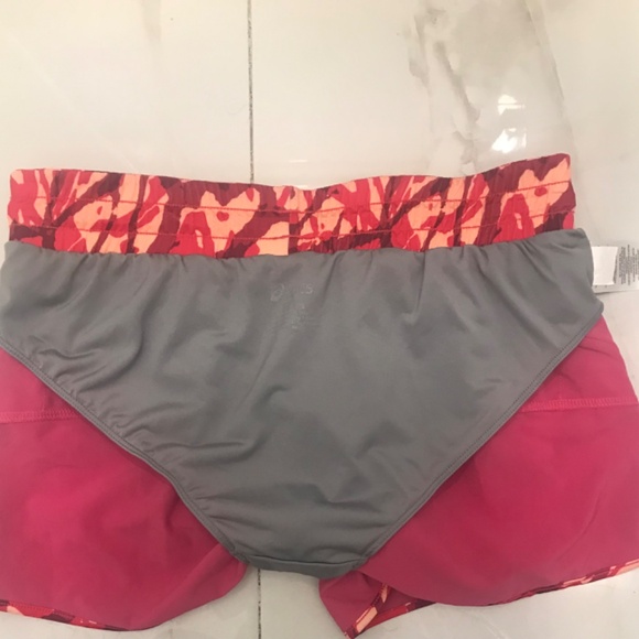 ASICS Women’s Shorts Size M Pink/ Multicolor - Picture 13 of 16